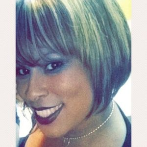 Meet your Posher, Julie